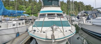 Luxury Yacht 2 BR Marina Views & Wifi