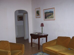 Living area - Gite at château de Paulignan (TRAUSSE)