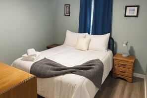 House (0 Bedroom) | Floor plan - Cozy 2BR Home: With Lake Access & Work Space (Mercer)