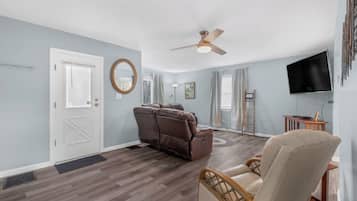 House (3 Bedrooms) | Floor plan