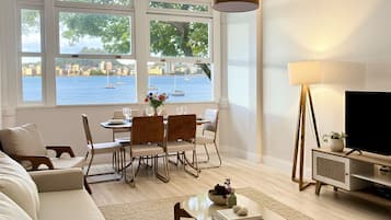 スマートテレビ