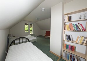 2 bedrooms, WiFi, bed sheets - 1of3 apartments, summer house near the Szczytno Wlk lake, forest, Rzeczenica (Rzeczenica)