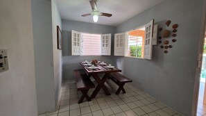 Familie huis, uitzicht op het strand | Woonruimte