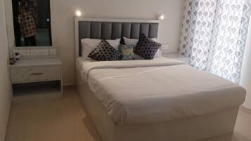 1 bedroom, iron/ironing board, WiFi, bed sheets
