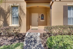 House (4 Bedrooms) | Floor plan