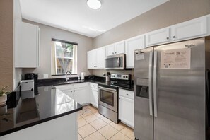 House (4 Bedrooms) | Floor plan