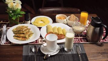 Desayuno continental incluido todos los días