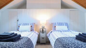 3 bedrooms, individually decorated, individually furnished, free WiFi