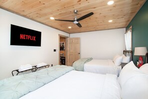 4 bedrooms, iron/ironing board, free WiFi, bed sheets