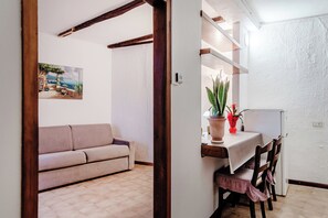 Classic Apartment, Balcony | Private kitchen - Vitani7 (Como)