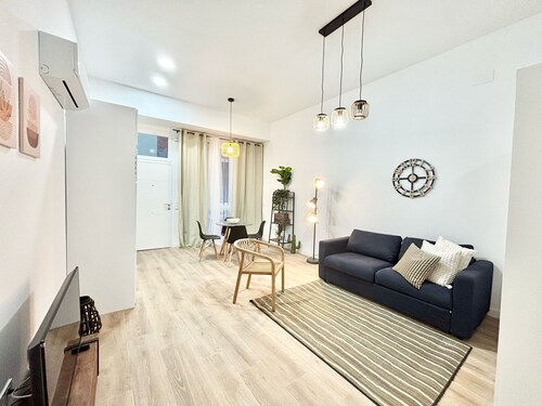 AMCH Hospedaje Renfe Asamblea de Madrid 01