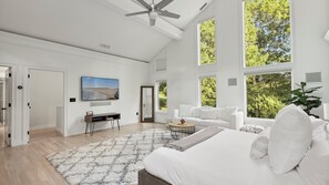 5 chambres, fer et planche à repasser, Wi-Fi, draps fournis
