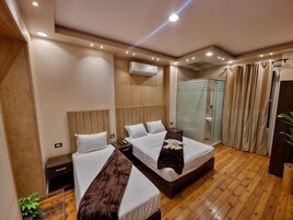 Sábanas italianas Frette, ropa de cama de alta calidad y cubrecamas 