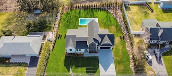 Chic North Fork Haven with Pool & Firepit - Minutes from Beaches, Wineries...