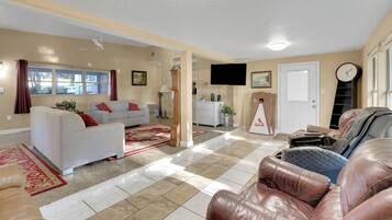 House (3 Bedrooms) | Floor plan