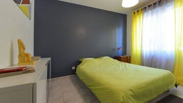 1 bedroom, iron/ironing board, WiFi, bed sheets