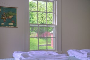 5 habitaciones, cuna de viaje, wifi gratis y ropa de cama