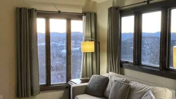 TV connectée, cheminée