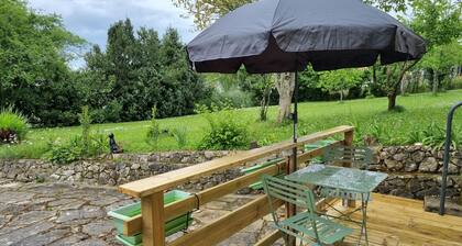 Independent studio, 32 m2, a few minutes from Préchacq and Dax