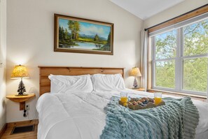 1 soverom, strykejern/-brett, reiseseng for barn og wi-fi (inkludert)