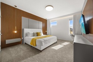 8 chambres, fer et planche à repasser, Wi-Fi, draps fournis