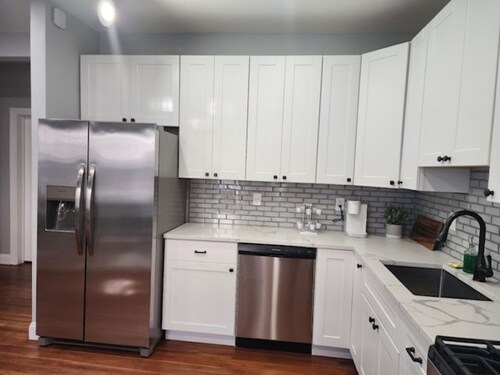 Summer Sunset Hideout 2-4 BEDROOMS-2 BATH