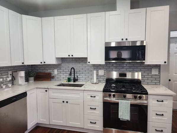 Microwave, oven, stovetop, dishwasher