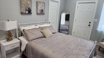 4 chambres, fer et planche Ă repasser, Wi-Fi, draps fournis