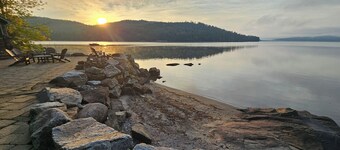 Lakeside Retreat at Schroon Lake
Spacious home with direct lakeside access