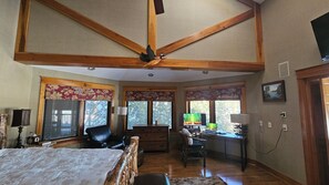 6 Schlafzimmer, WLAN, Bettwäsche