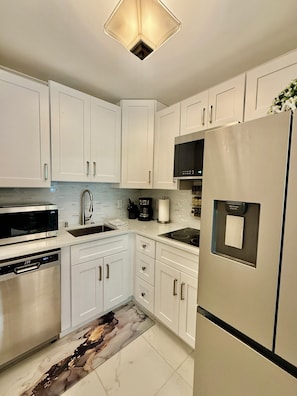 Microwave, stovetop, dishwasher, paper towels - Walk to Waves & Shops! Charming 2-Bedroom Beach Condo (Naples)