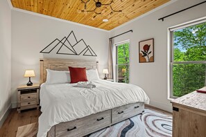 3 間睡房、熨斗/熨衫板、免費 Wi-Fi、床單