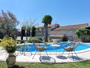 Utomhuspool