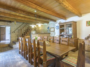 Dining - Istrian countryside retreat - 4 BR, 4 bathrooms (Mrgani)