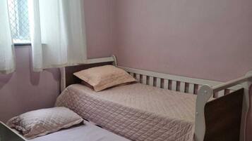 3 dormitorios, tabla de planchar con plancha, wifi y ropa de cama