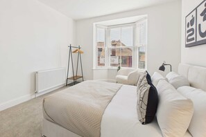 House | 2 bedrooms - Host Stay Captain s View (Whitby)