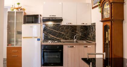 Close to Mestre Train & Bus Station - Private Parking