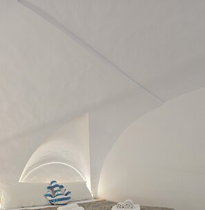 WiFi, bed sheets