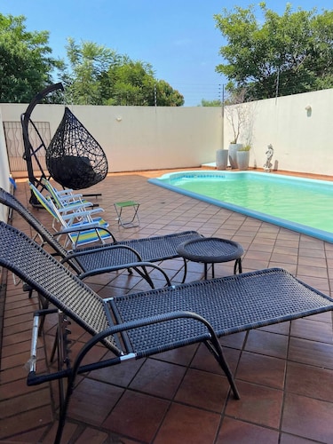 Casa Ampla piscina para ate 16 hospede