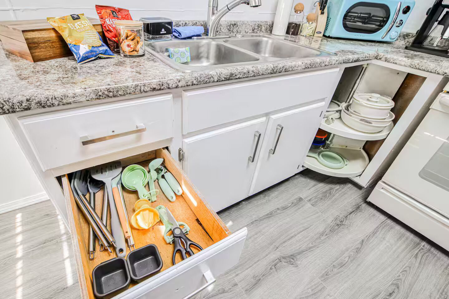 微波炉、烤箱、炉灶、洗碗机