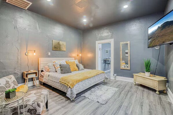 1 bedroom, iron/ironing board, WiFi