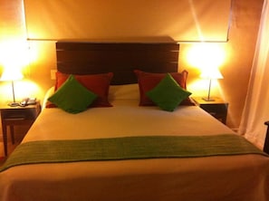 1 bedroom, in-room safe, laptop workspace, blackout curtains