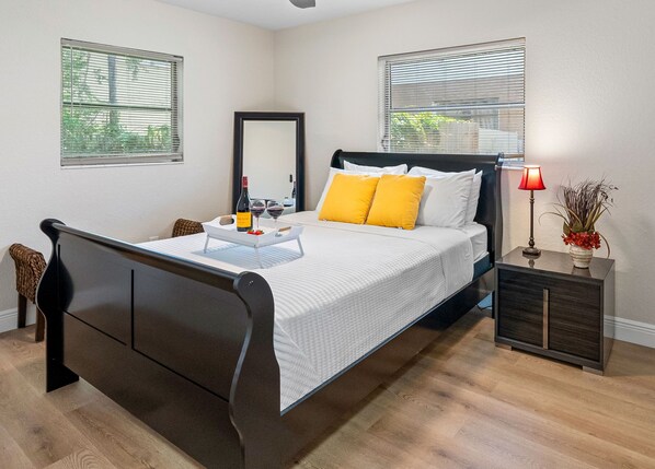 4 chambres, fer et planche à repasser, Wi-Fi, literie fournie