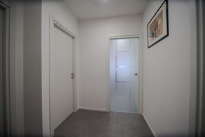 Apartment, Balkon | Wohnbereich