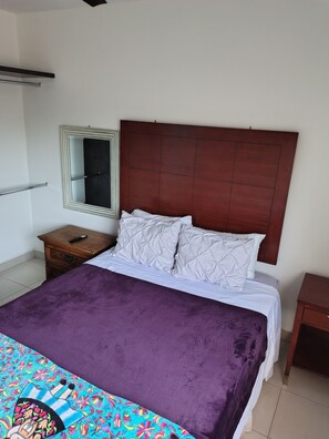 1 bedroom, travel crib, free WiFi - Baja Escape ;Work, Leisure or Explore — Your Choice! (Loreto)