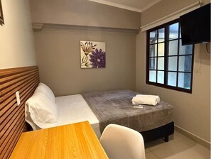 1 bedroom, desk, iron/ironing board, free WiFi