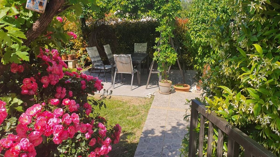 Garden Oasis - Kaštel Lukšić