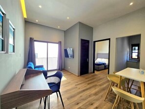 Interior - Chic Coastal Road Apartment (Panamá)