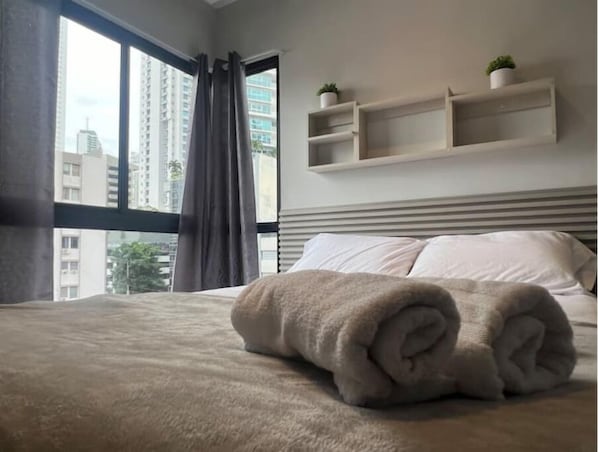 1 chambre, fer et planche à repasser, Wi-Fi, draps fournis