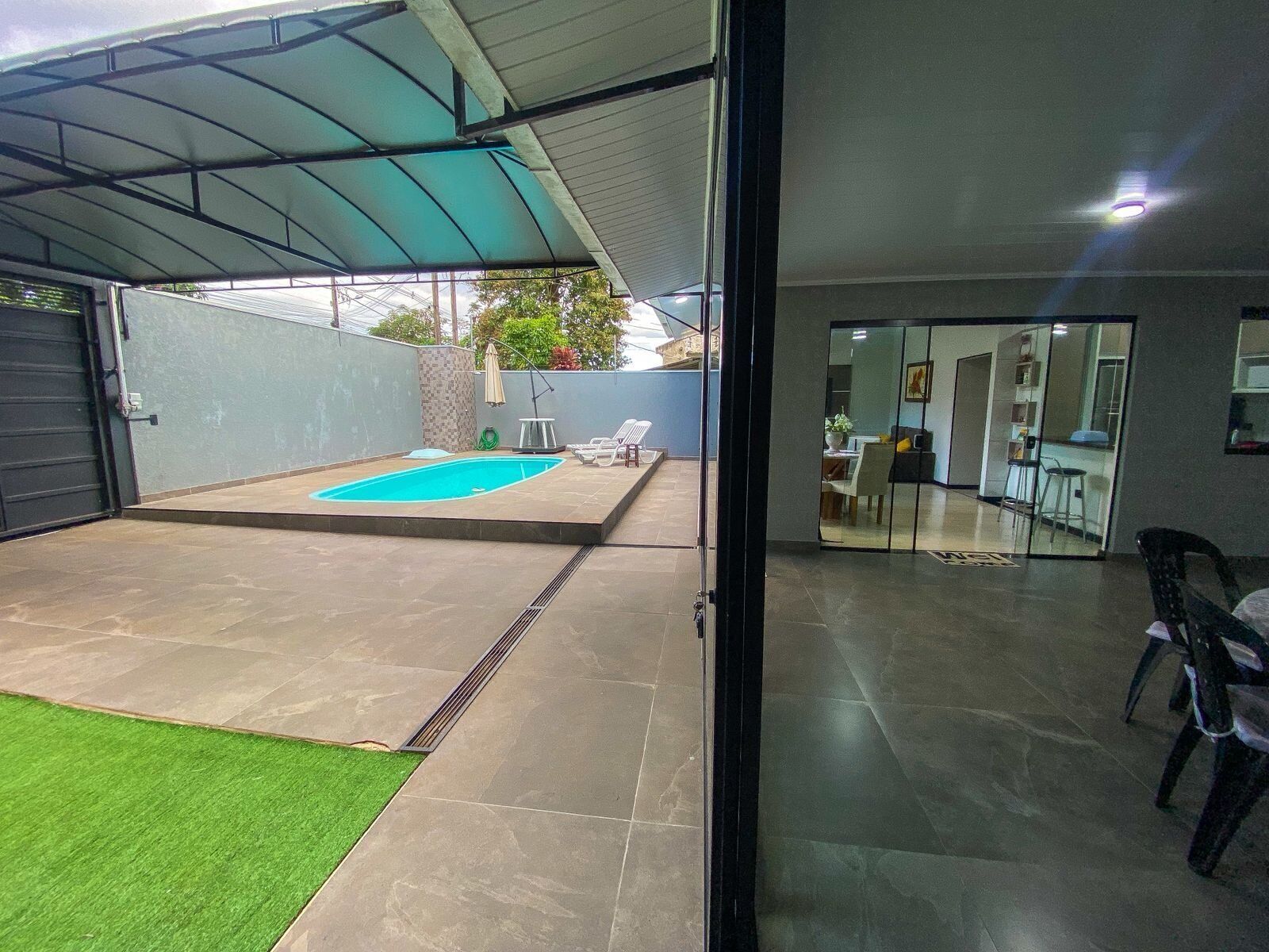 Vila | Piscina
